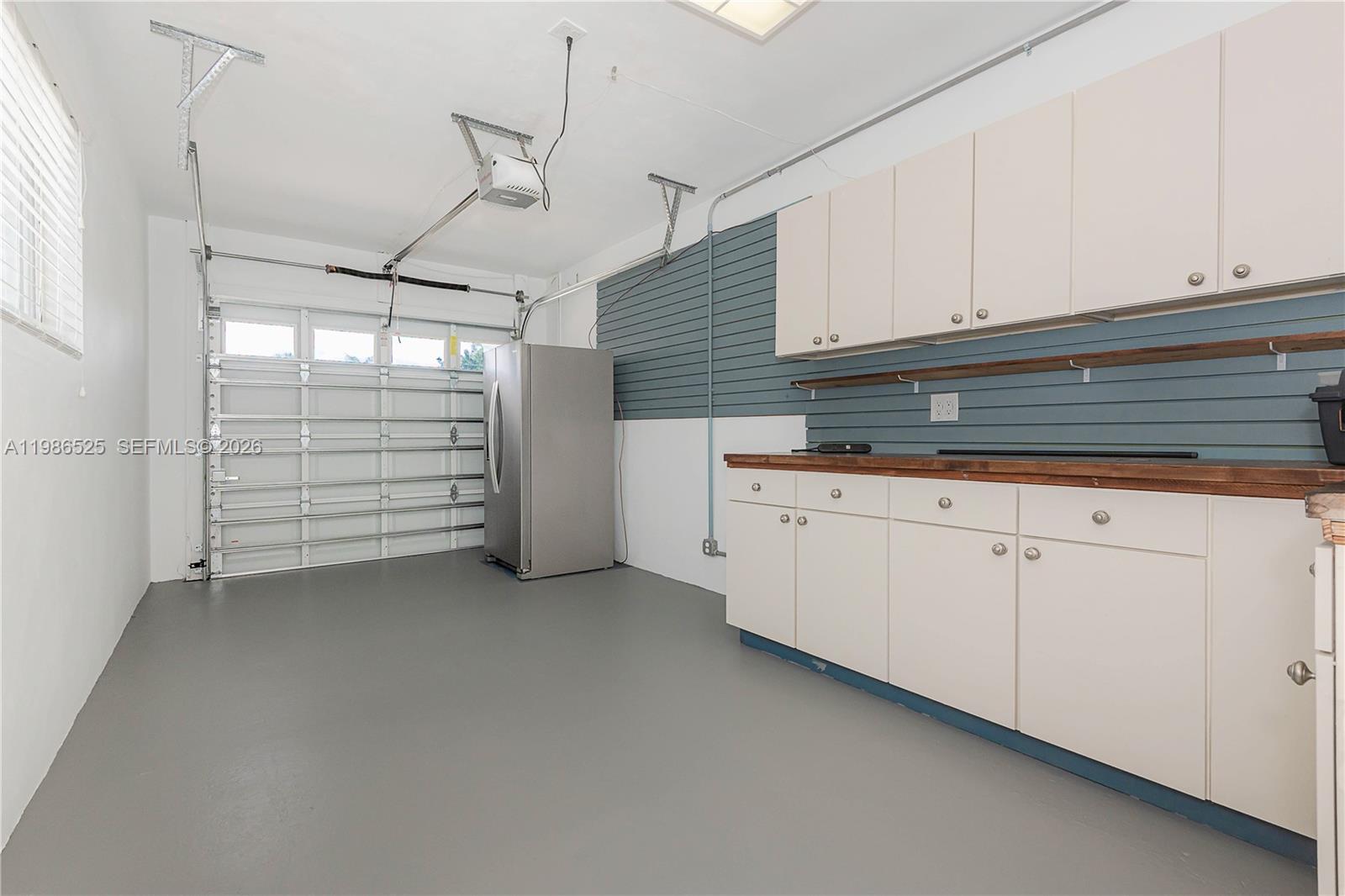 IMPERIAL POINT - Residential Lease