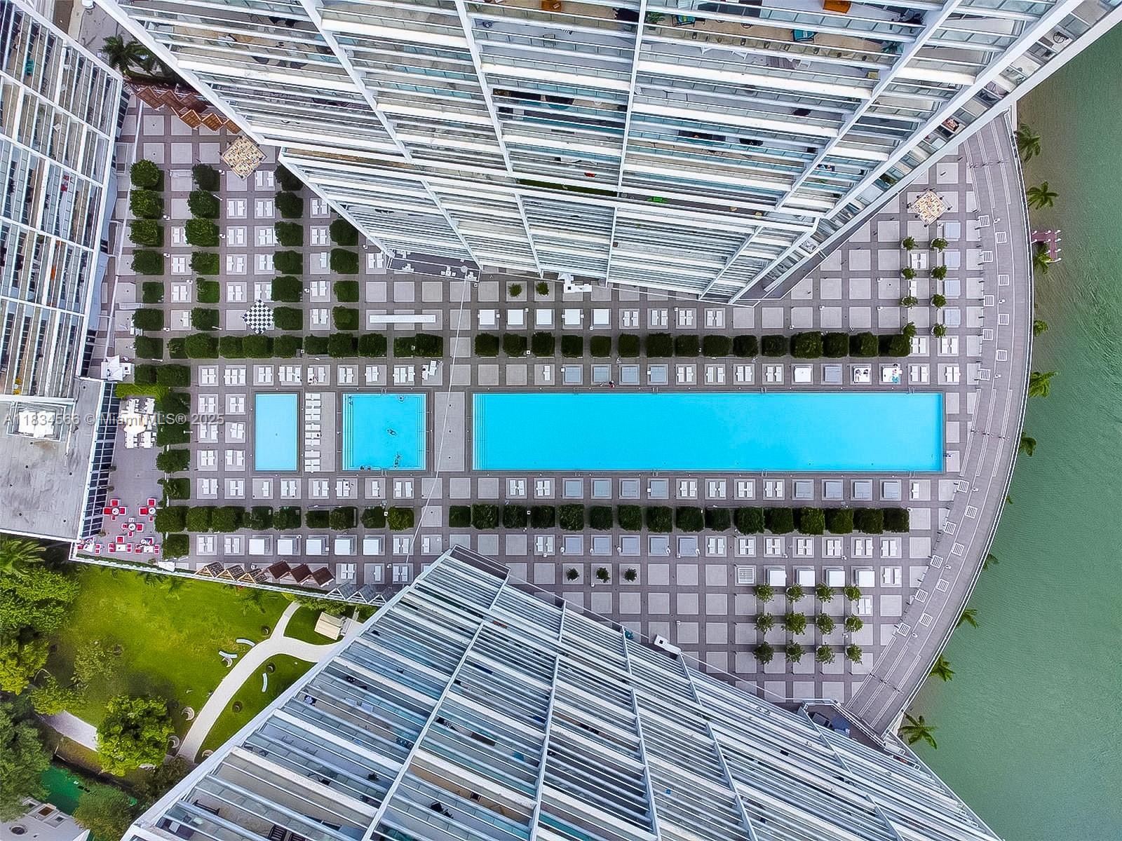 ICONBRICKELL CONDO NO 1 - Residential