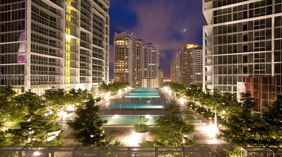 ICONBRICKELL CONDO NO 1 - Residential