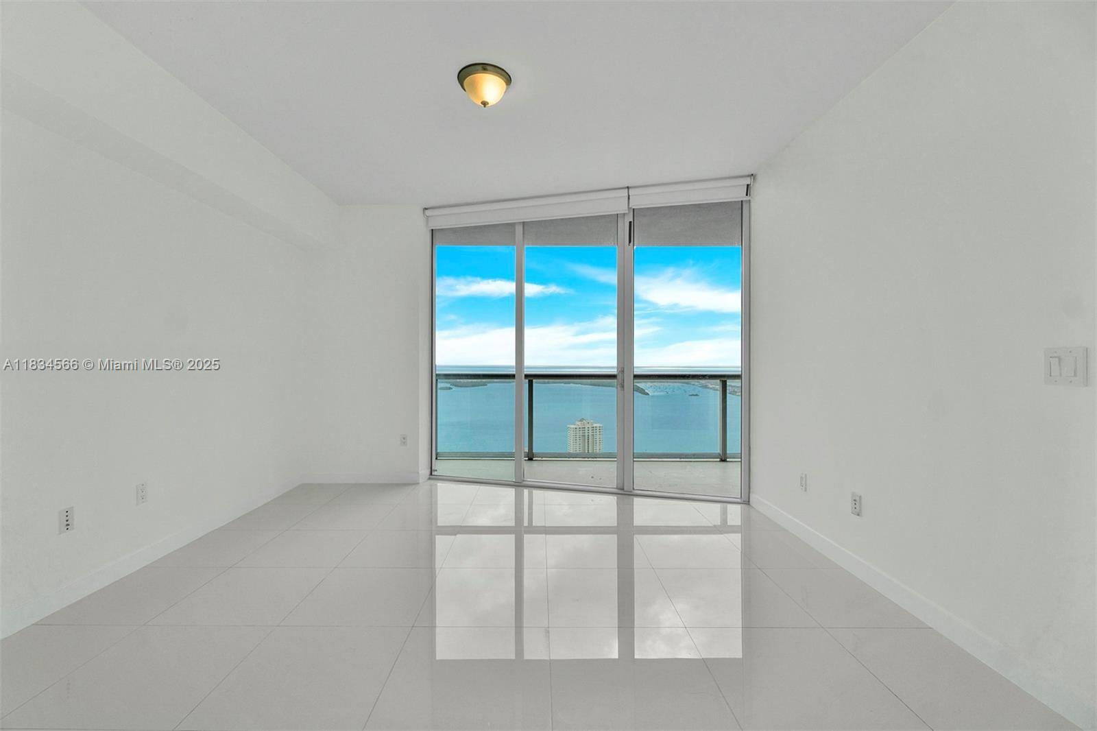 ICONBRICKELL CONDO NO 1 - Residential