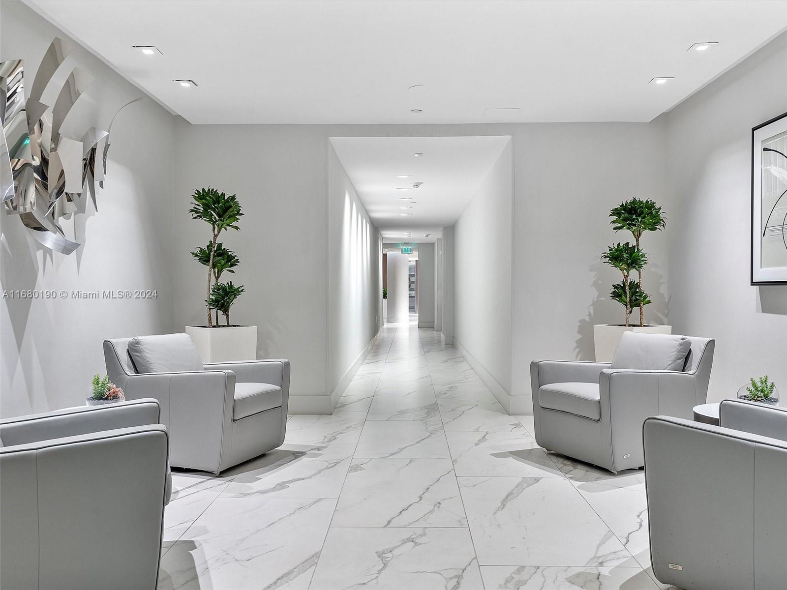 DIPLOMAT OCEANFRONT RESID - Residential