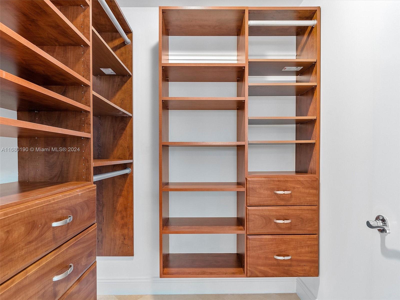 DIPLOMAT OCEANFRONT RESID - Residential