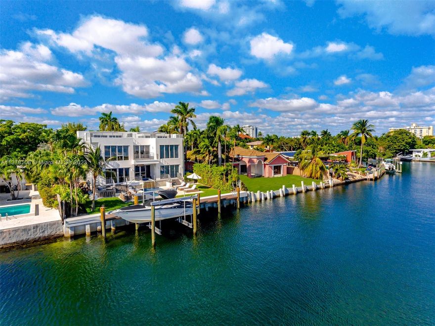 Spectacular contemporary 4 bedroom + office / 5 1/2 bath waterfront house. This 2008 construction sits on a peaceful waterway, in the private & guard-gated community of Keystone Island. House is located on a quite cul-de-sac circle. Widest water canal in the whole keystone Point area. Water & Pool heated by solar panel. Enjoy the luxury of living on the water, in a peaceful community. The house offers large volumes, high ceilings, & abundant natural light pours in with polished concrete & bamboo floors. The high windows offer views on the lush tropical landscaping, & waterway. **Please visit Aerial video and Matterport 3D tour showcase for house preview**-- Please allow 24 hs for showings.
