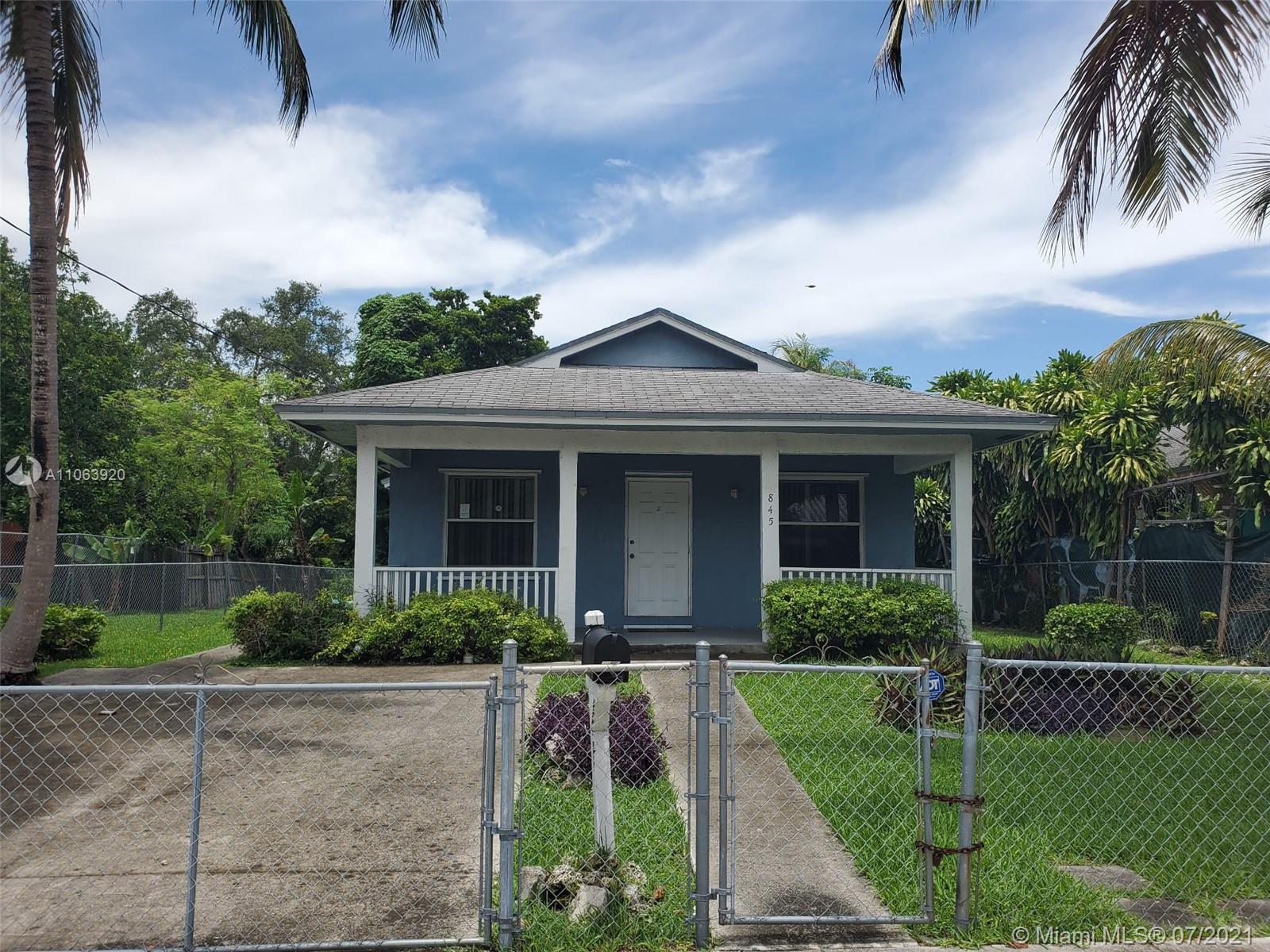 HIGHLAND PARK - Residential Lease