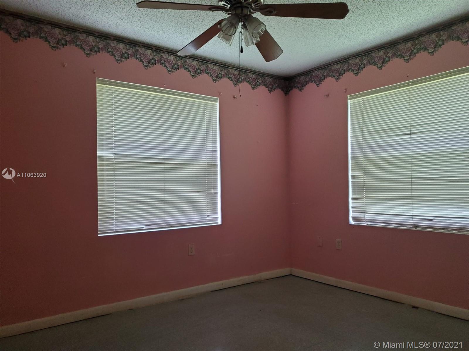 HIGHLAND PARK - Residential Lease