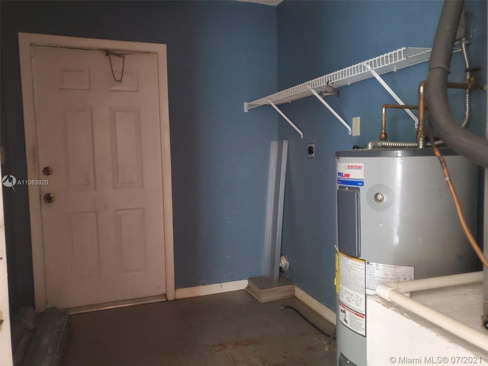 HIGHLAND PARK - Residential Lease