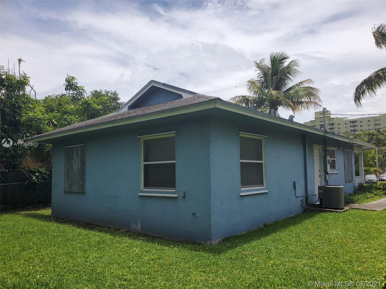 HIGHLAND PARK - Residential Lease