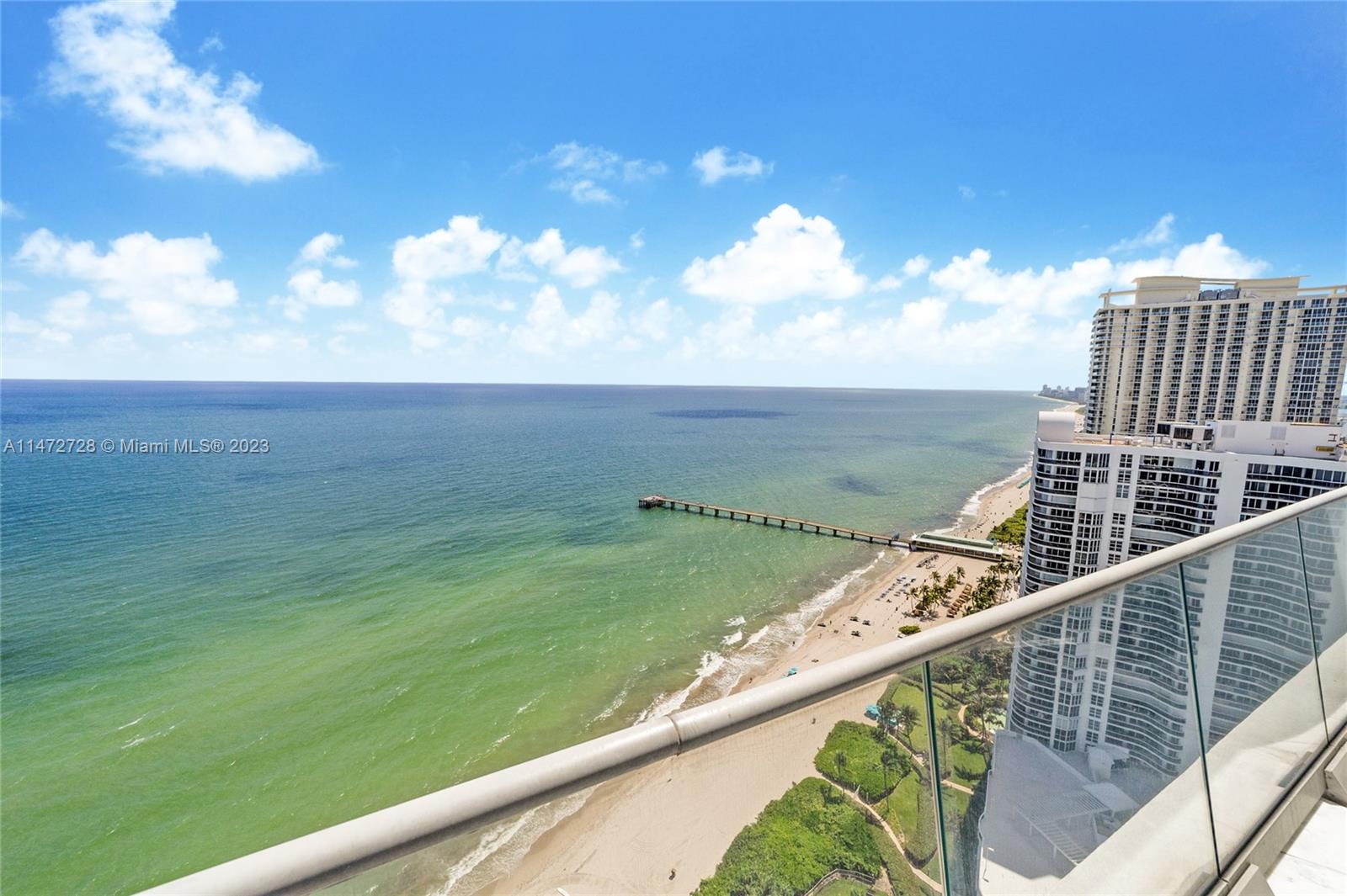 JADE SIGNATURE CONDO - Residential