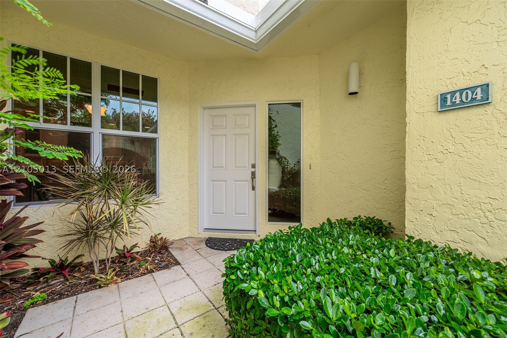 1404 Mainsail Cir 1404