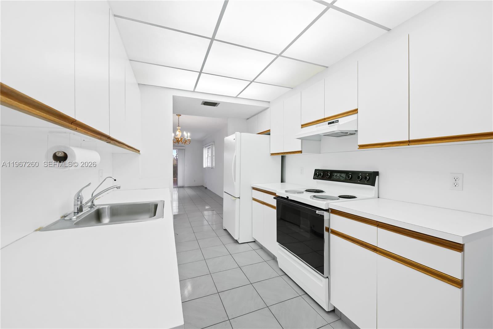 CAMBRIDGE AT CENTURY VILL - Residential