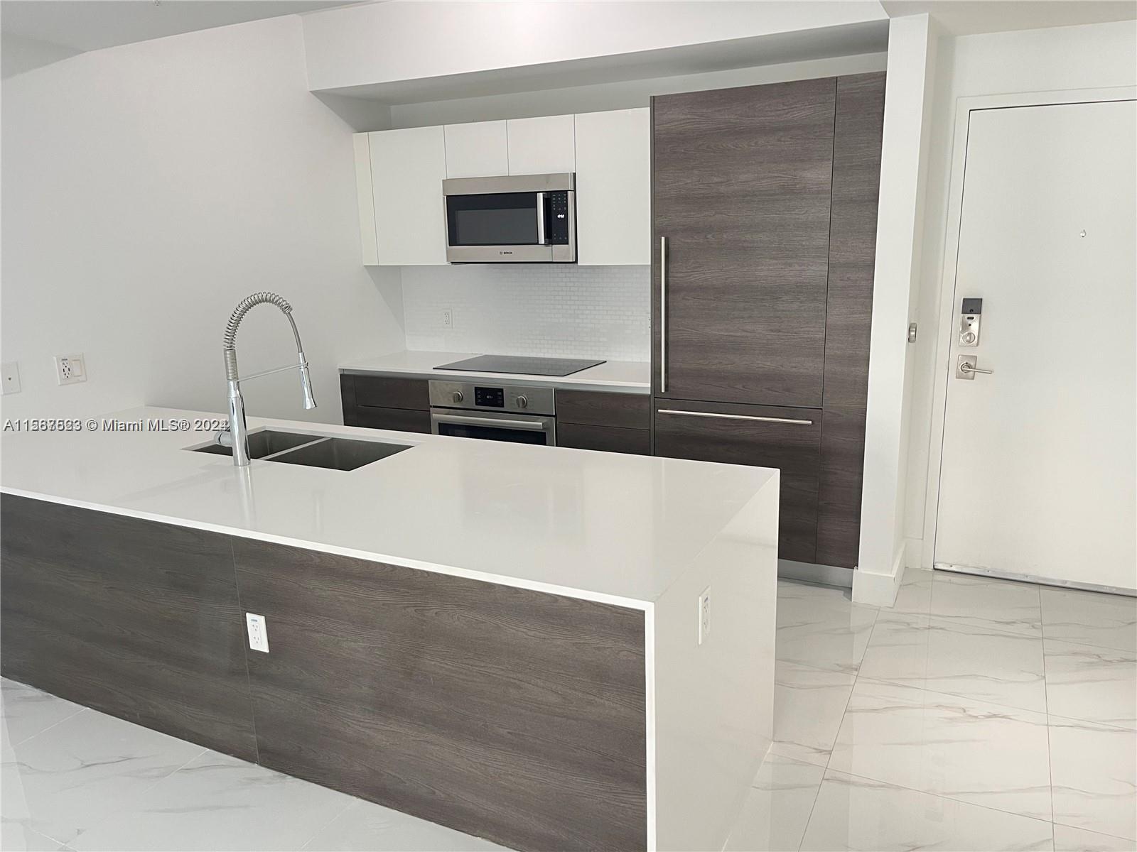 Merrick Manor - Residential