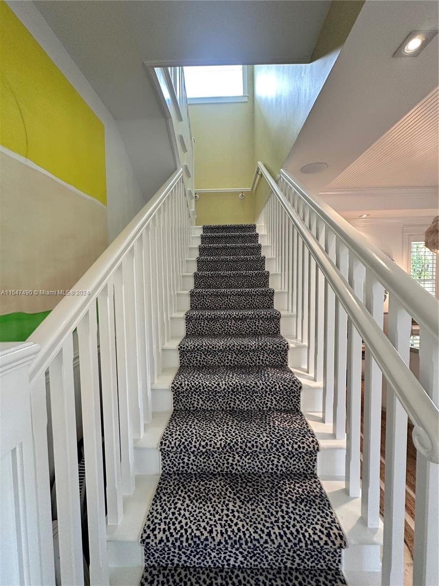 TROPICAL ISLE HOMES SUB 4 - Residential