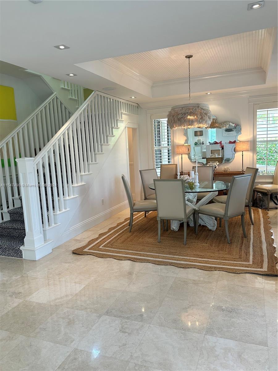 TROPICAL ISLE HOMES SUB 4 - Residential