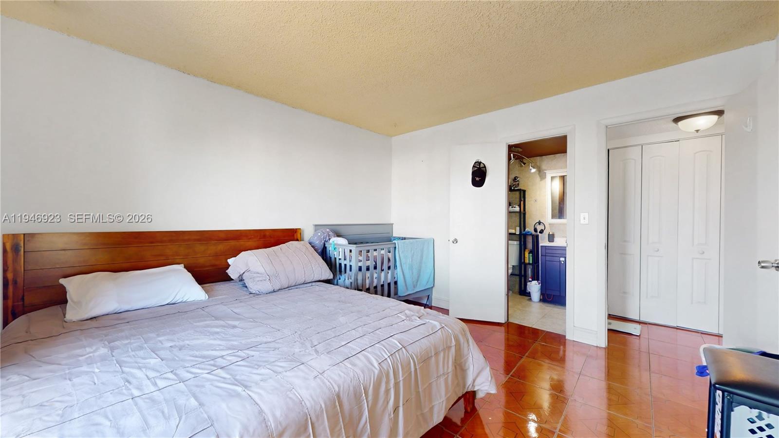 THE BEACH CLUB FONTAINEBL - Residential