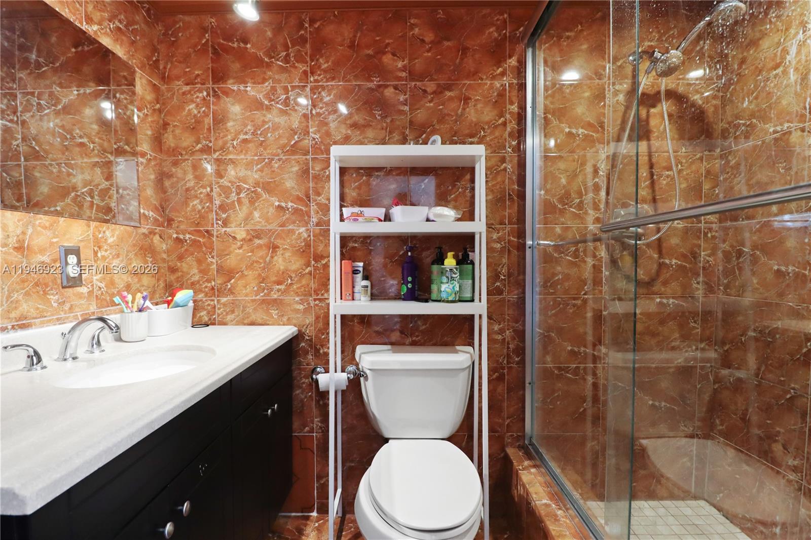 THE BEACH CLUB FONTAINEBL - Residential