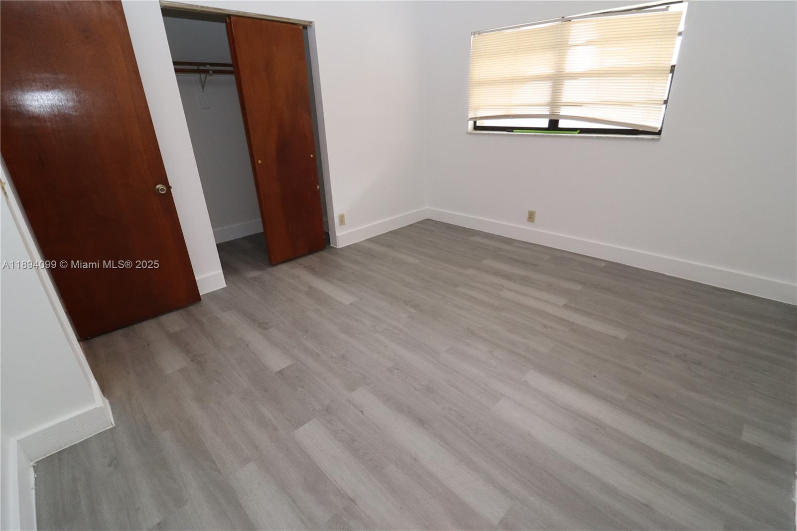 DIXIE GARDENS - Residential Lease