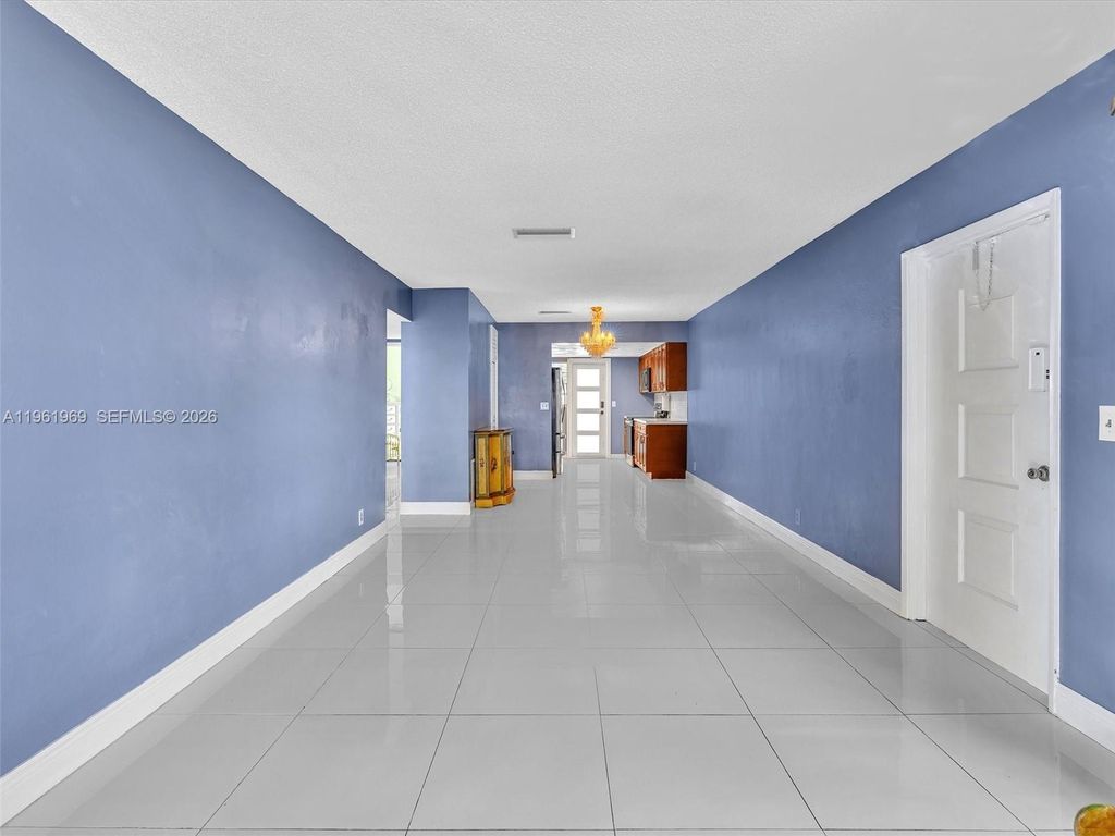Photo of 1400 S 19th Ave #1, Hollywood, FL 33020 (MLS # A11961969)