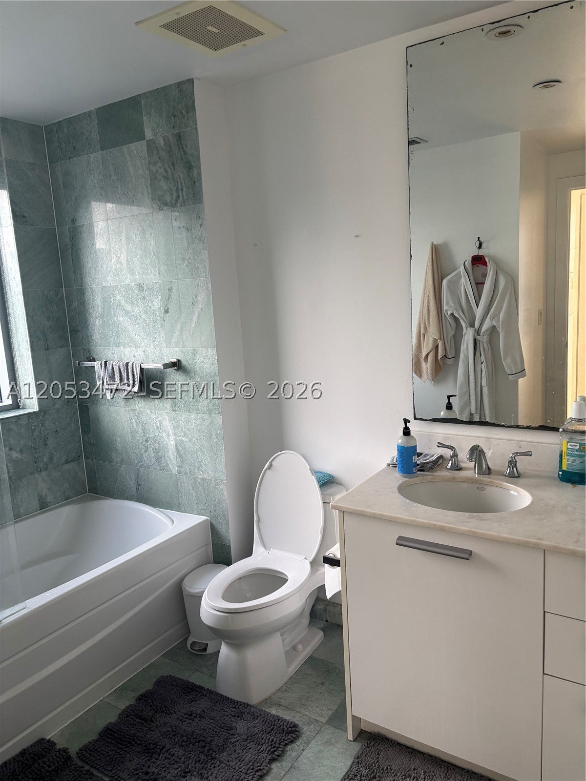 1050 Brickell Ave 2910