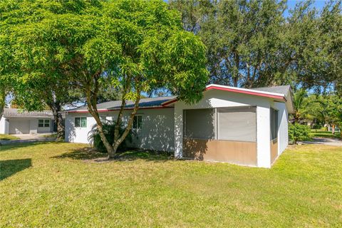 A home in Deerfield Beach