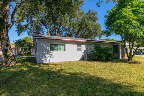 A home in Deerfield Beach