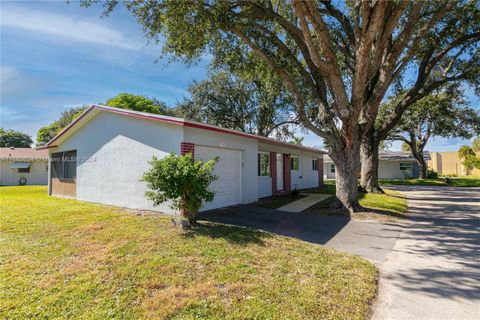 A home in Deerfield Beach