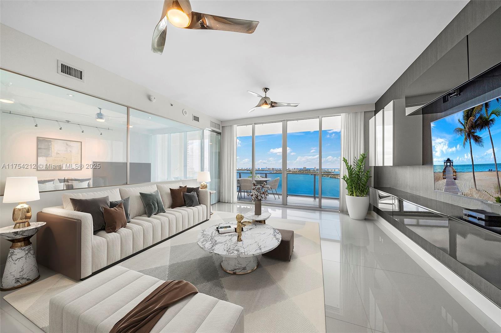 2020 N Bayshore Dr 2907