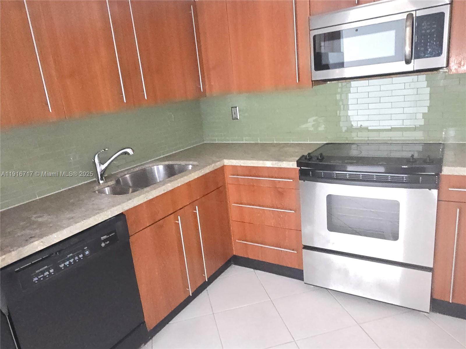 PARC PLAZA CONDO - Residential