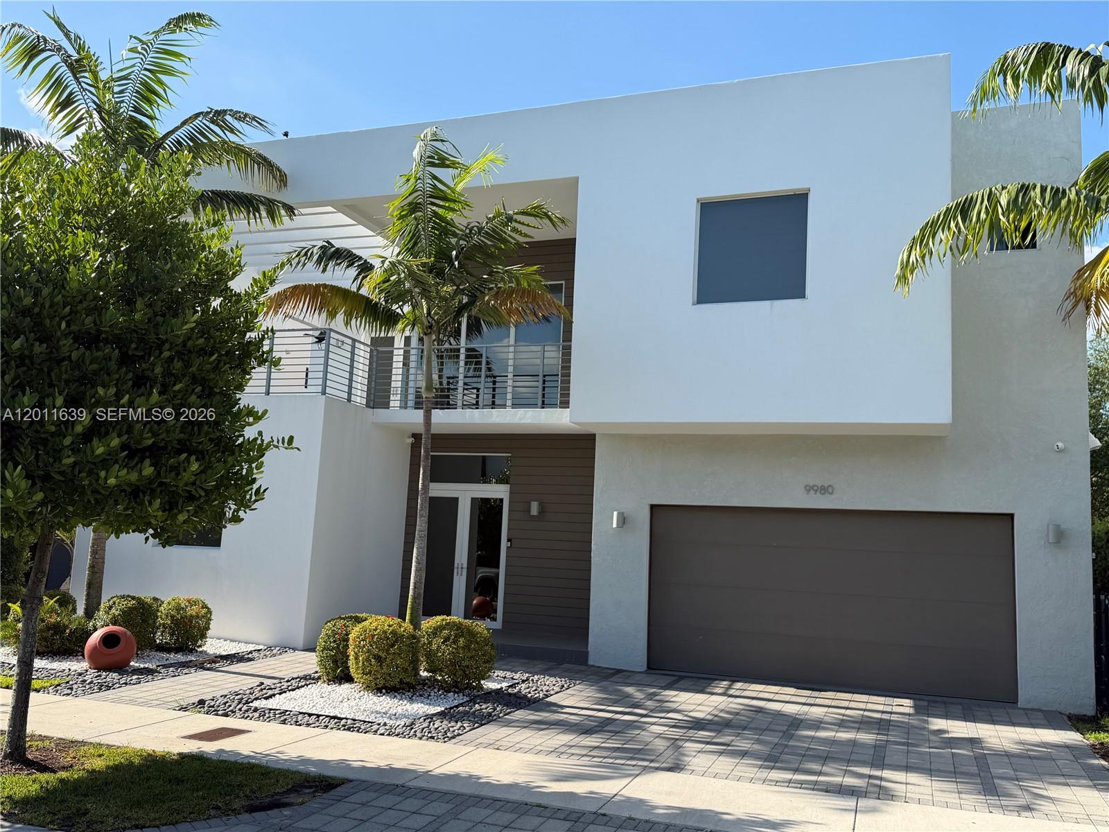 DORAL COMMONS RESIDENTIAL - Residential