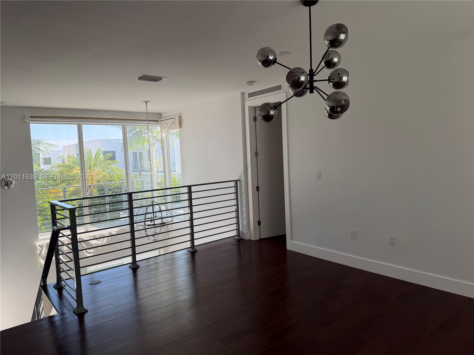 DORAL COMMONS RESIDENTIAL - Residential