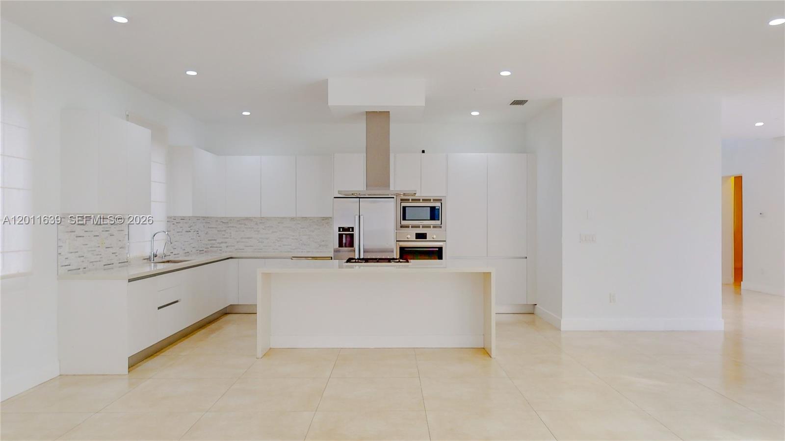 DORAL COMMONS RESIDENTIAL - Residential
