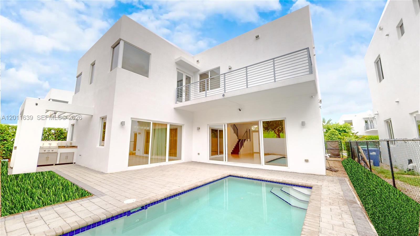 DORAL COMMONS RESIDENTIAL - Residential