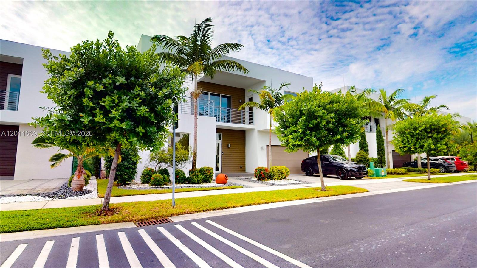 DORAL COMMONS RESIDENTIAL - Residential