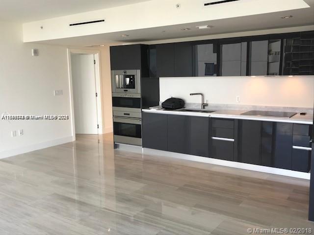 1451 Brickell Ave 902