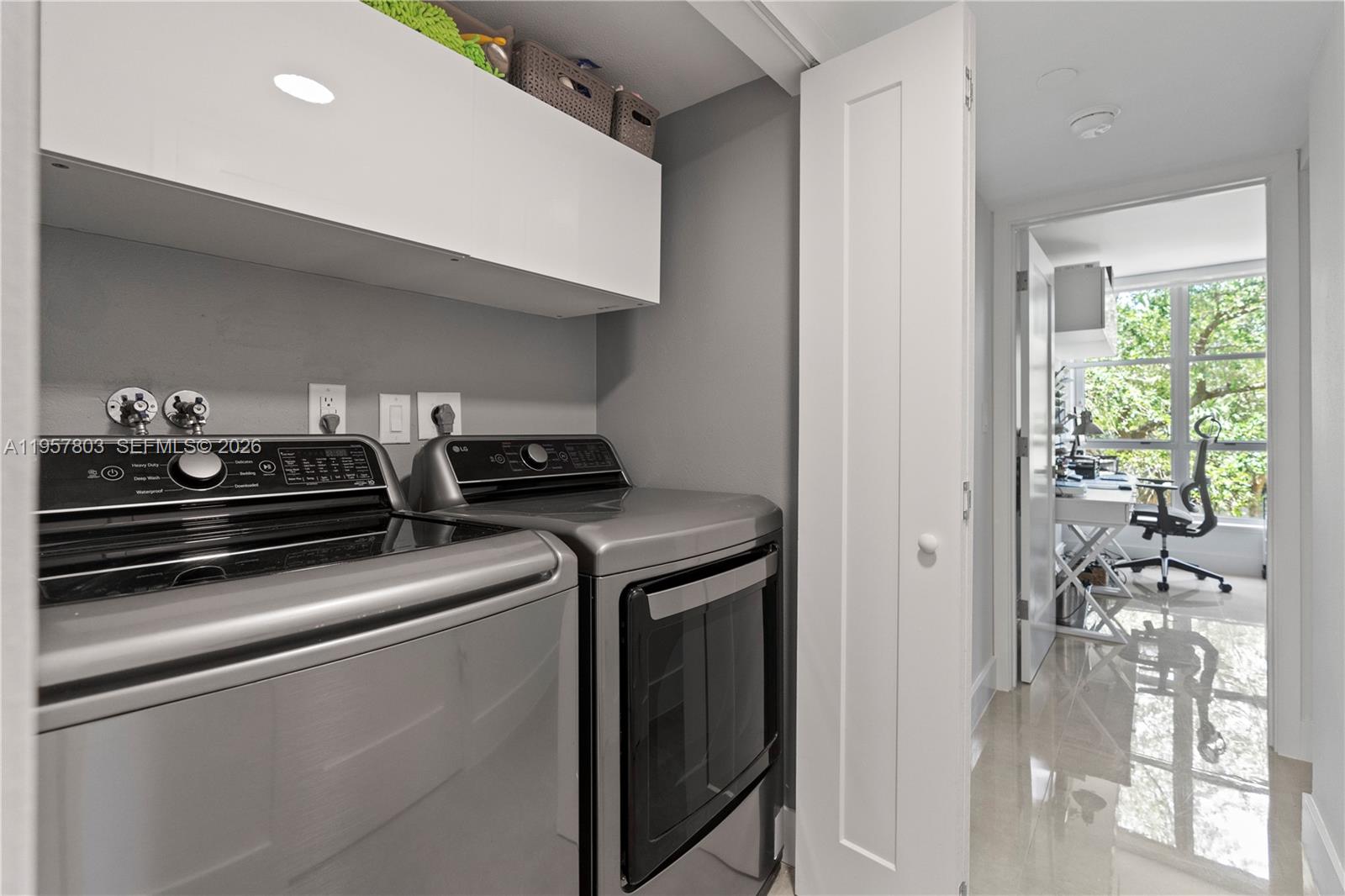 MYSTIC POINTE CONDO NO ON - Residential Lease