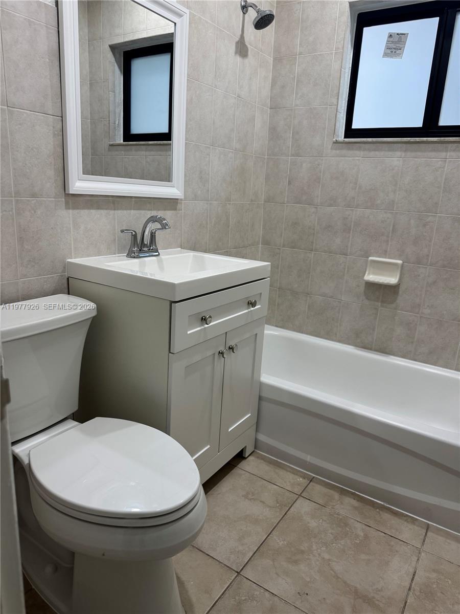 STARLITE GARDENS - Residential Lease