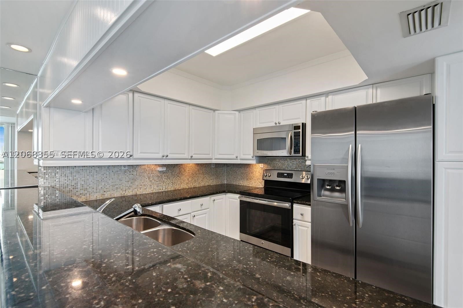 650 West Ave 2307