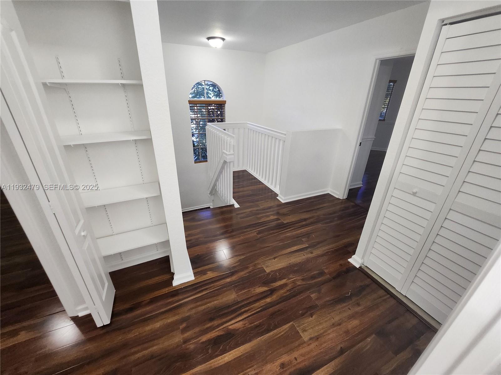 MANDARIN LAKES - Residential Lease