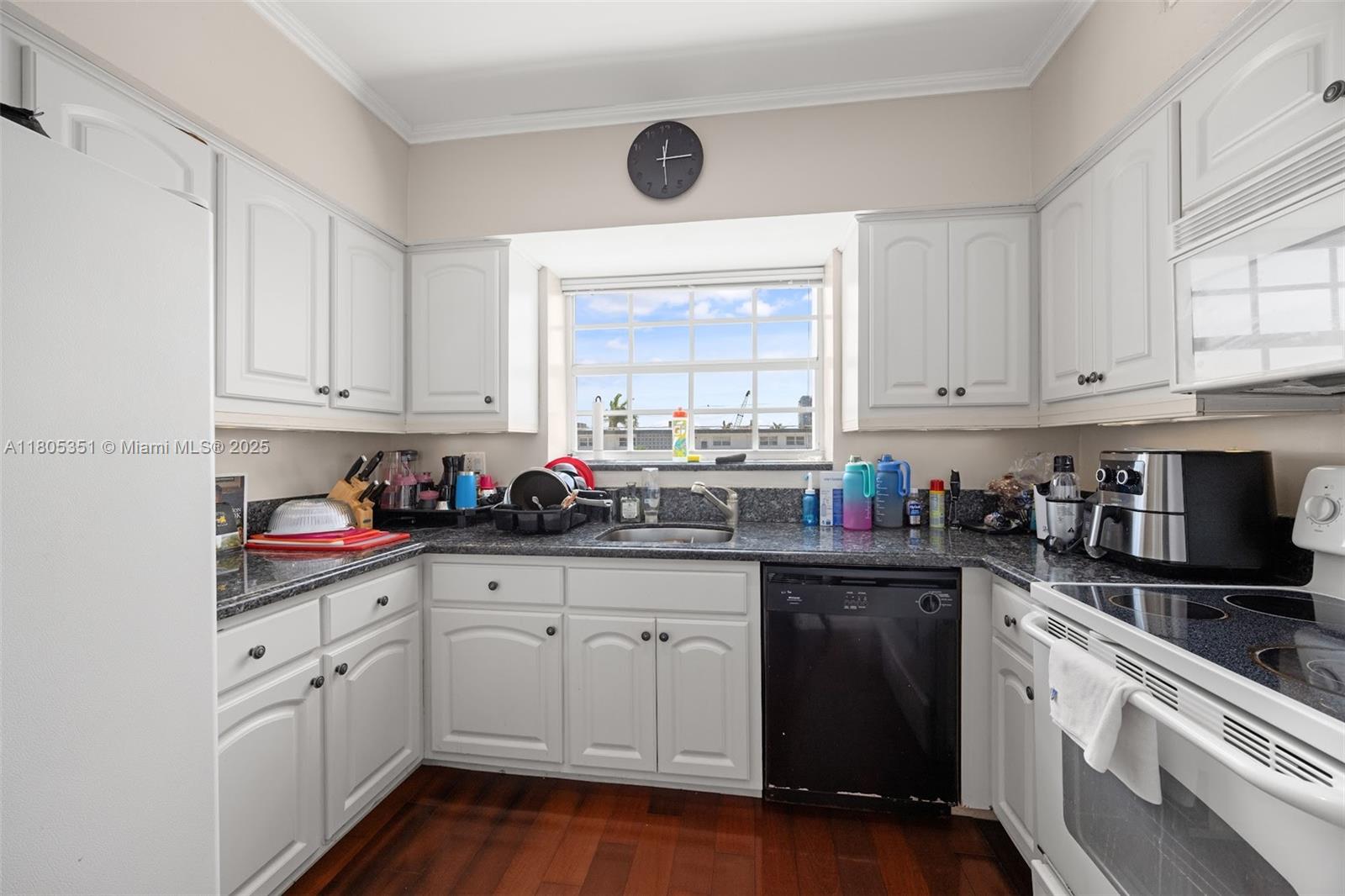 WOODLAKE APTS CONDO - Residential