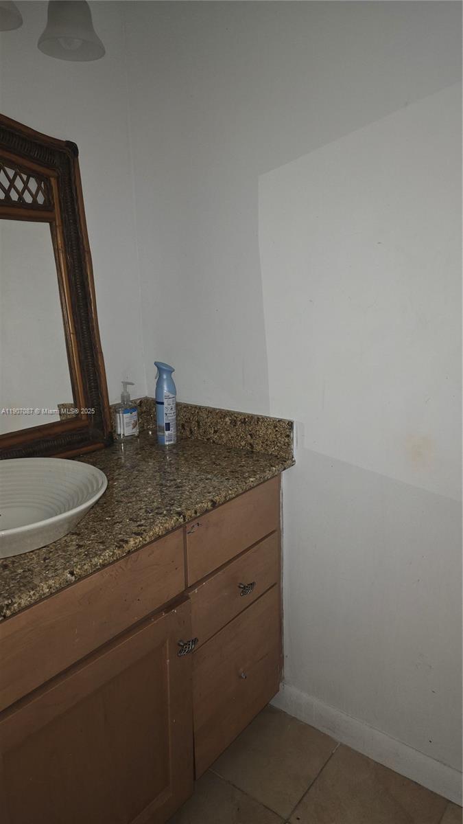 GUILDFORD CONDO - Residential Lease