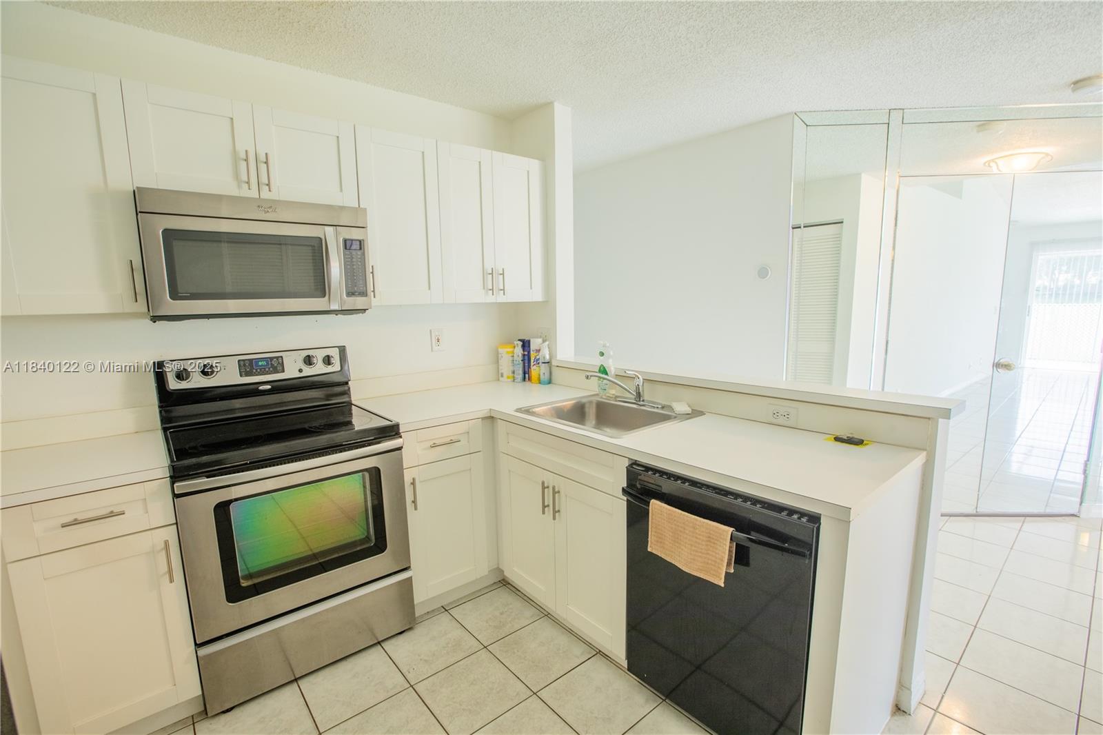 VILLAGES OF RENAISSANCE - Residential