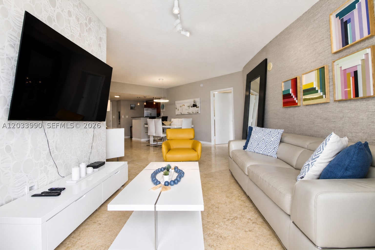 16699 Collins Ave 2906