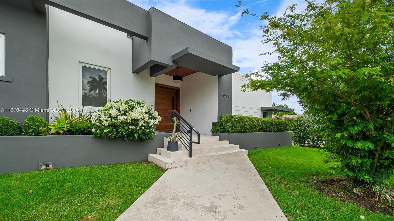MIAMI SHORES ESTATES - Residential Lease