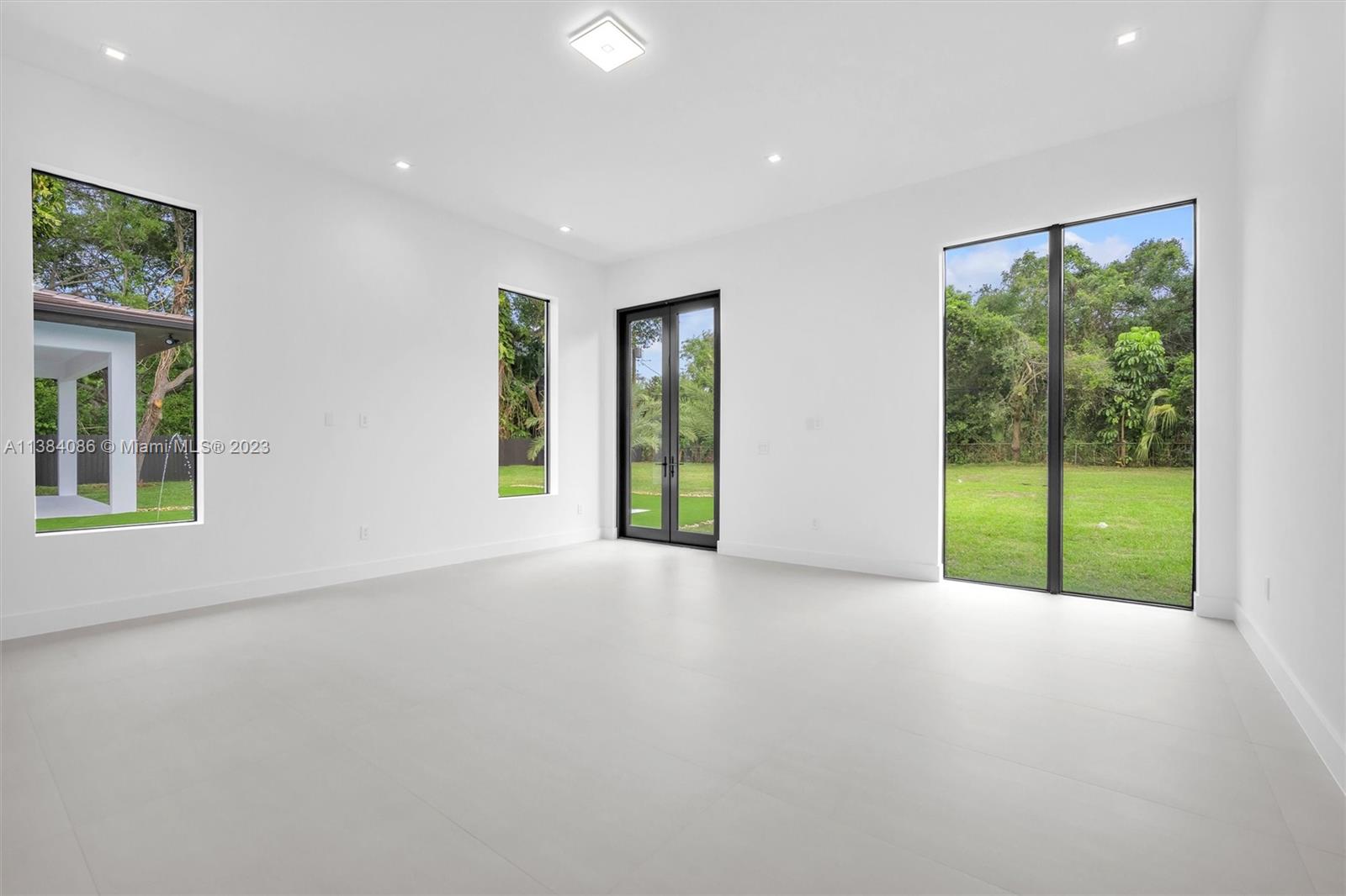 Killian Oaks - Residential