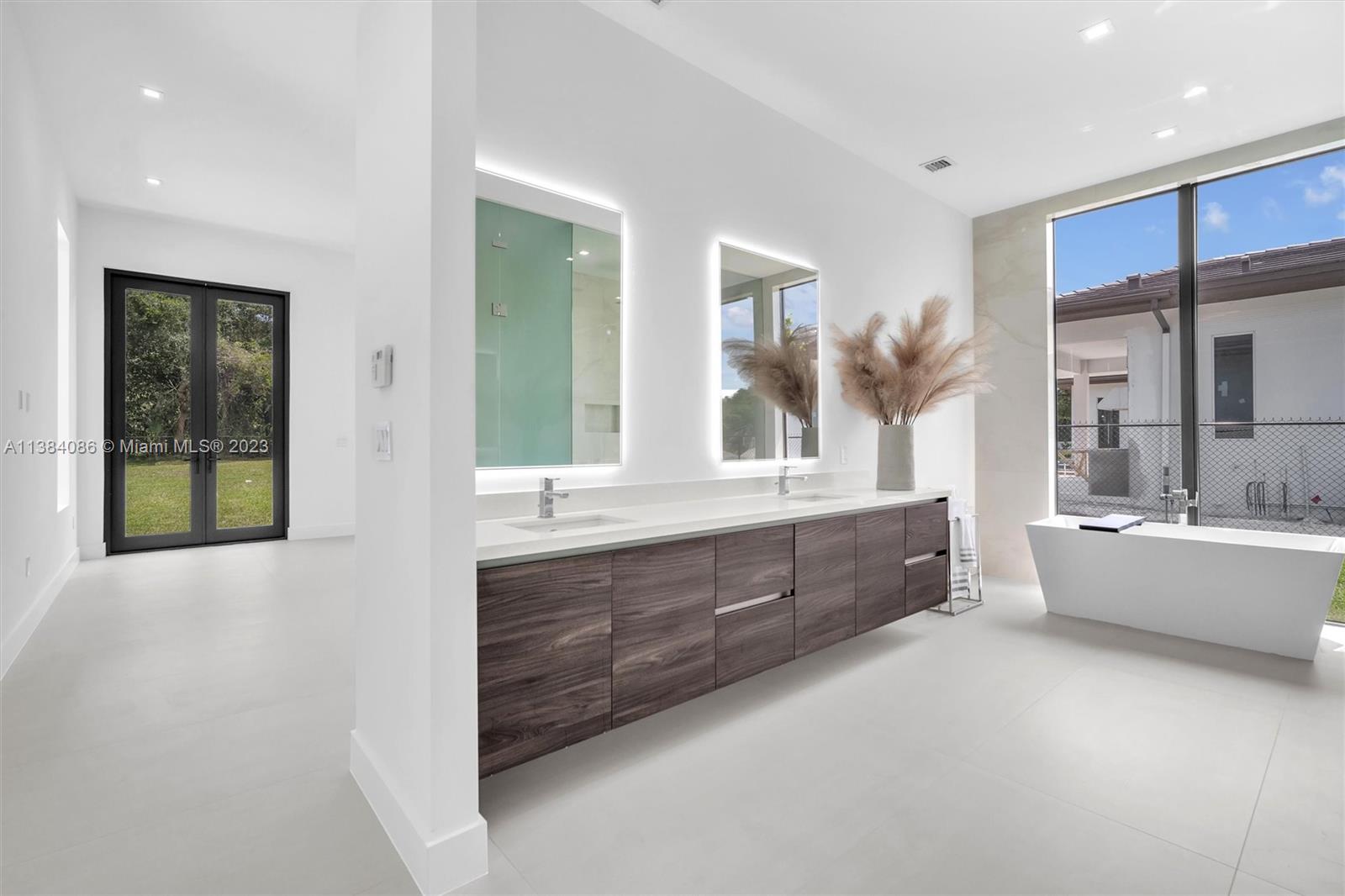 Killian Oaks - Residential