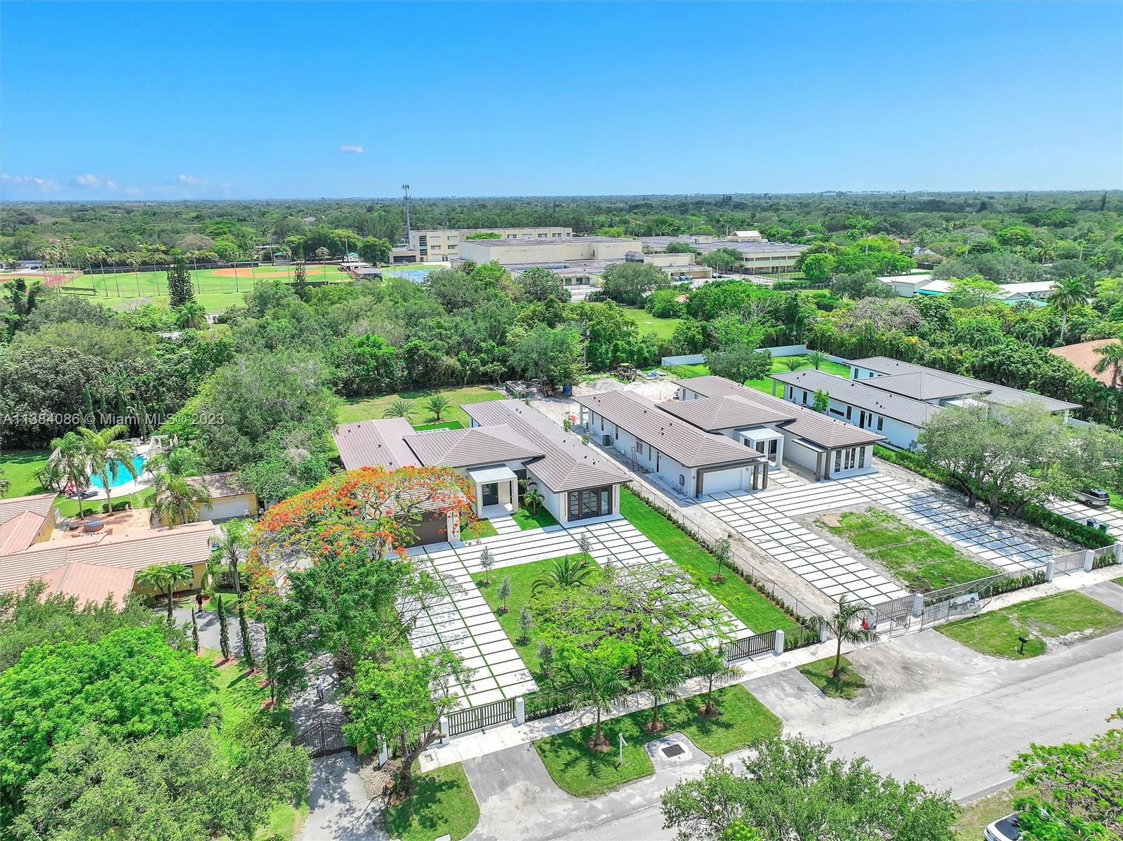 Killian Oaks - Residential