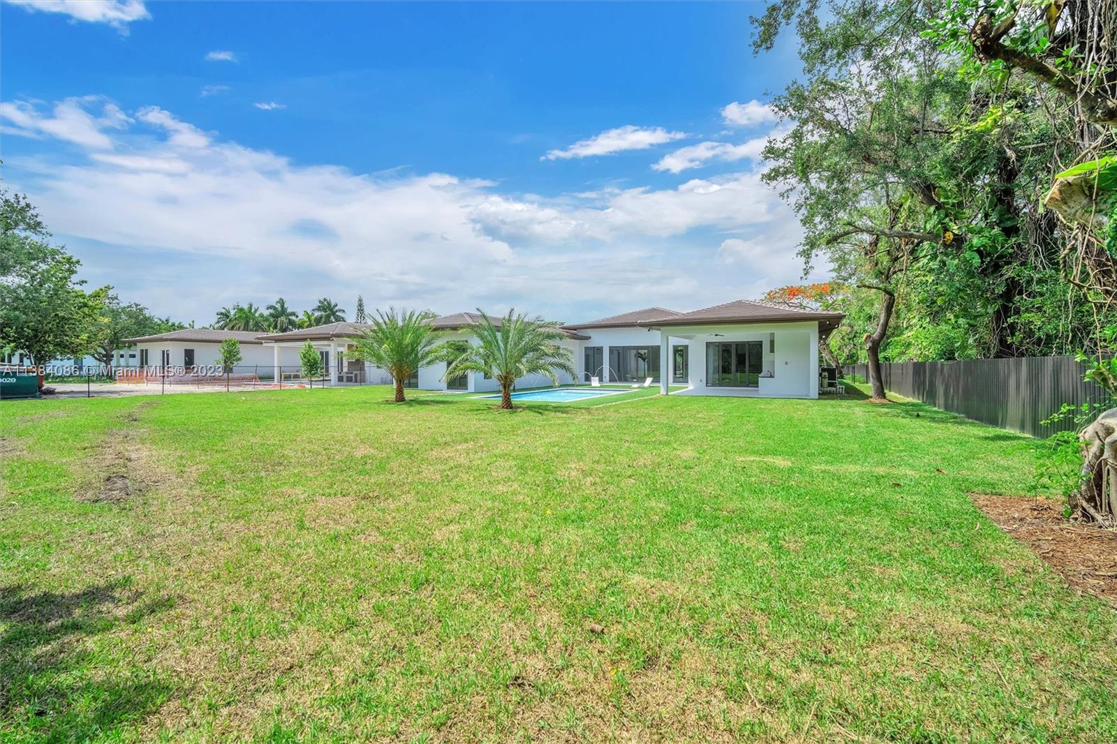 Killian Oaks - Residential