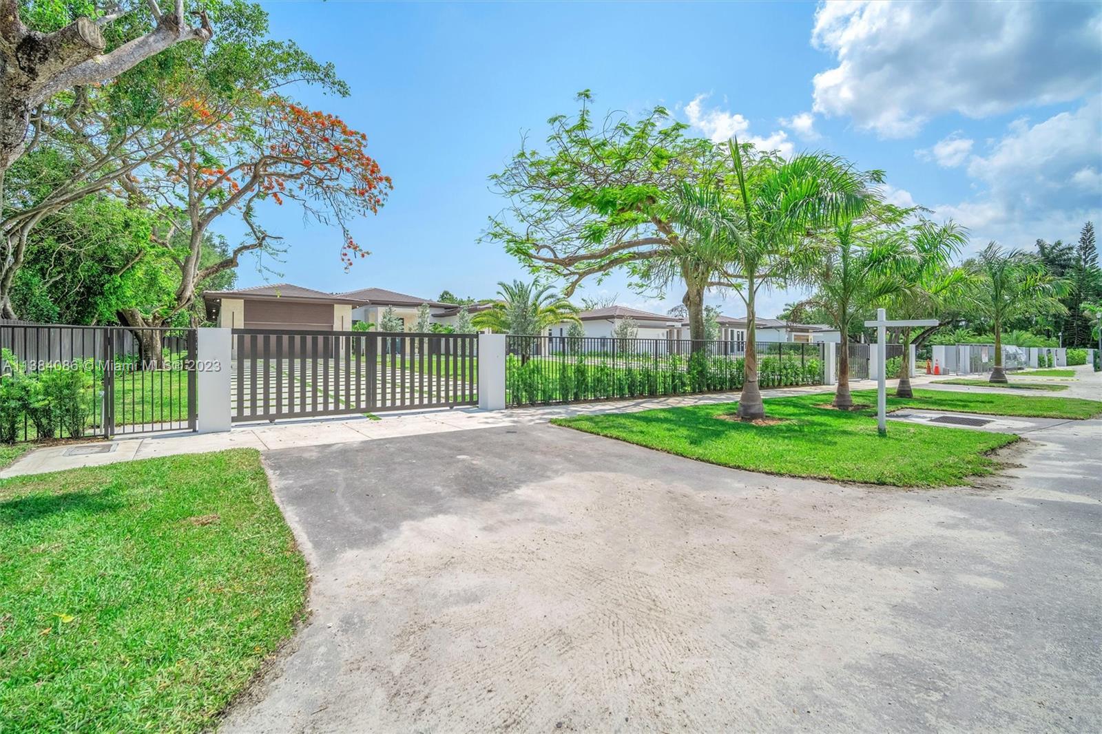 Killian Oaks - Residential