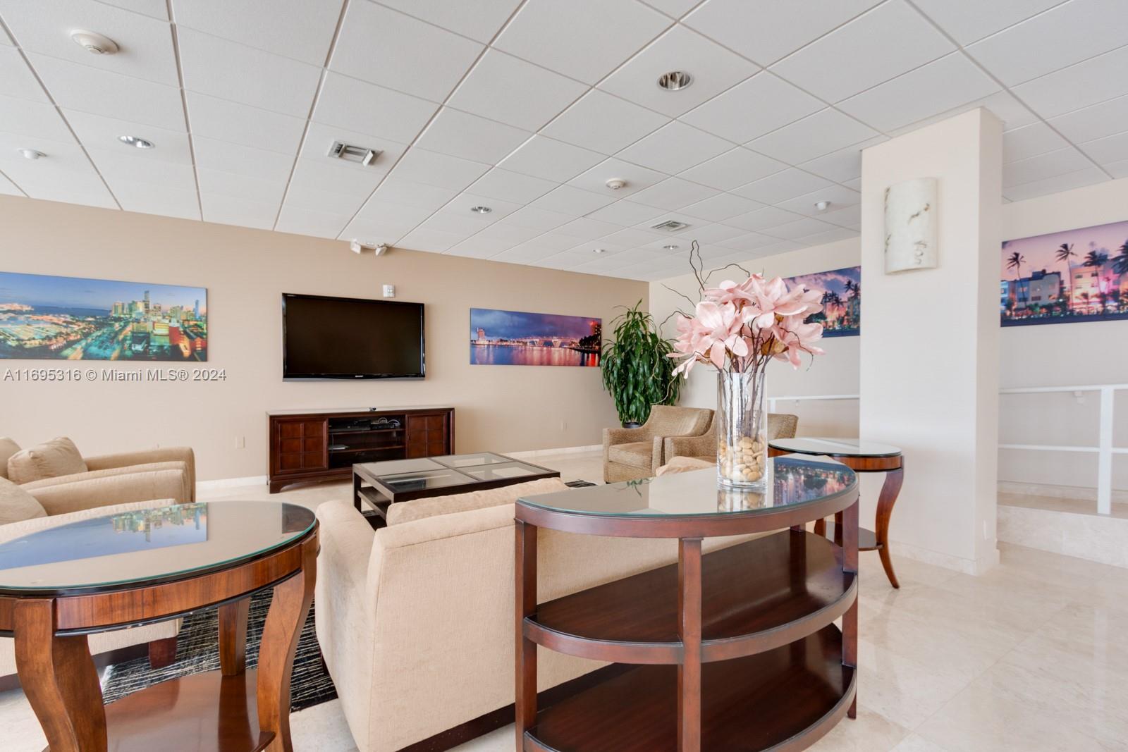CLOISTER BEACH TOWERS CON - Residential