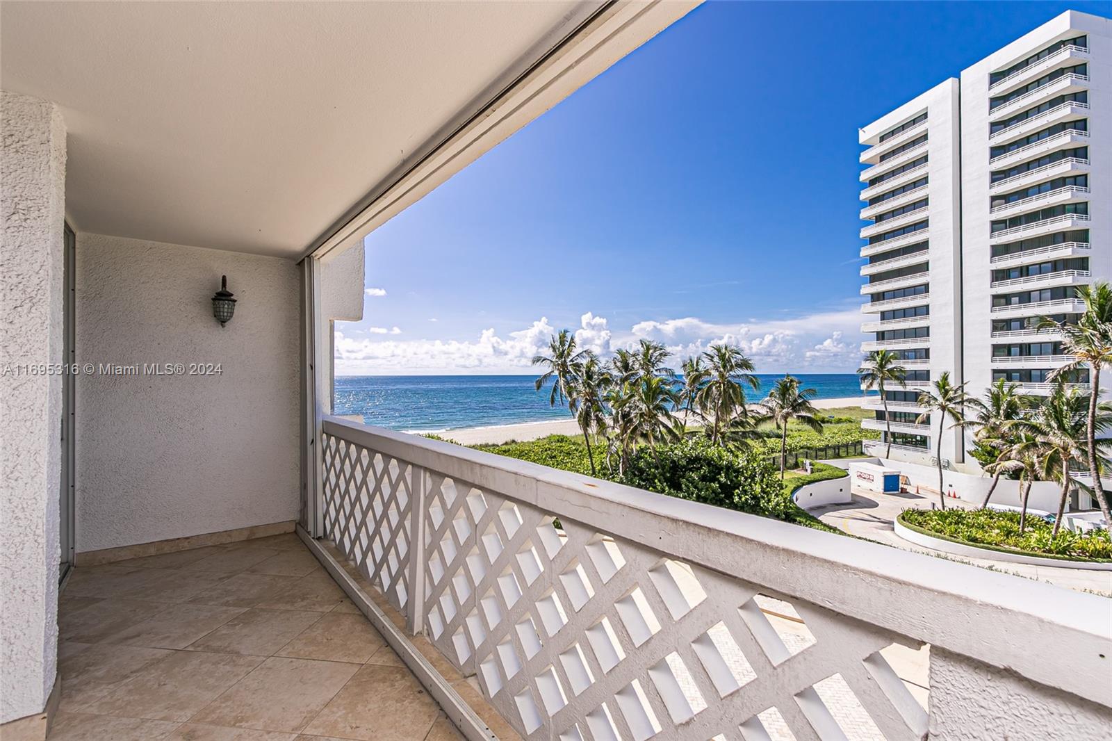 CLOISTER BEACH TOWERS CON - Residential