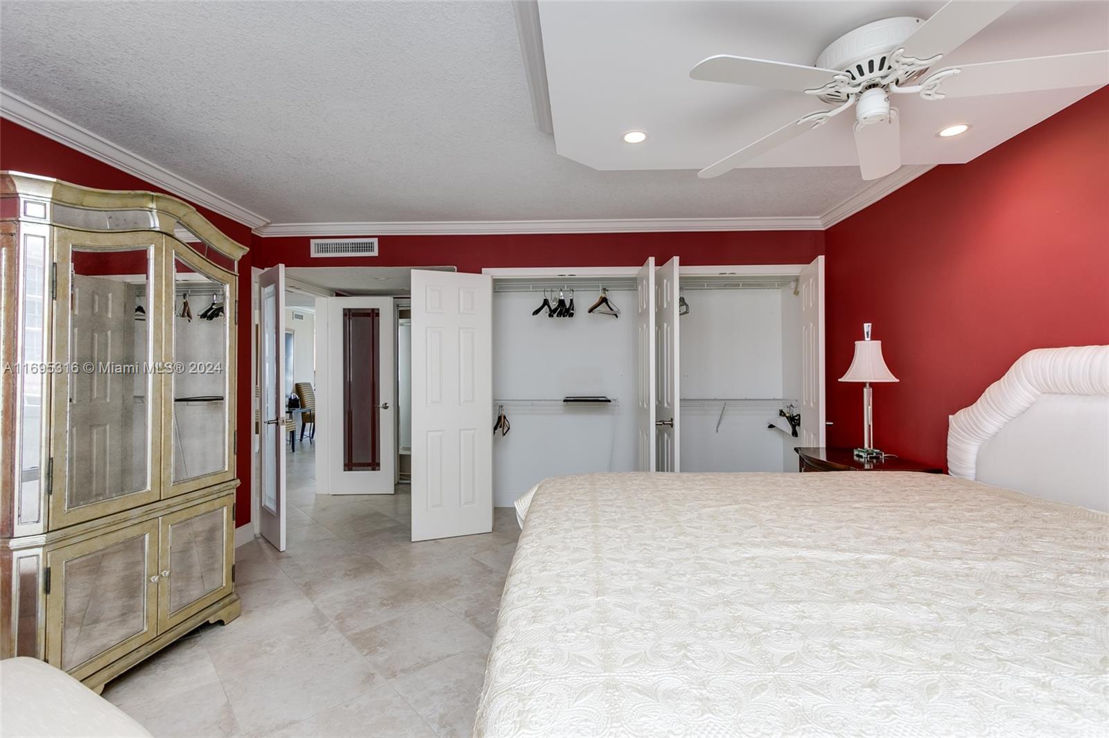 CLOISTER BEACH TOWERS CON - Residential